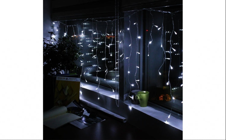 Decoratiune  3x2.8 metri tip Perdea 400 de leduri